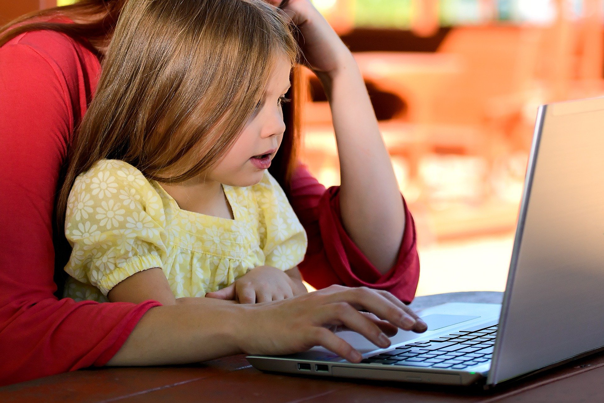 Virtual Online Reading Tutor for Kids