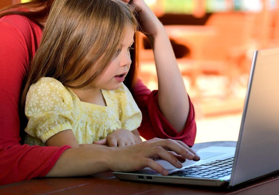 Virtual Online Reading Tutor for Kids